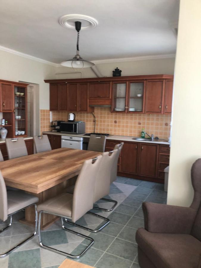 דירות Hajdúszoboszló Tulipan Vendeghaz מראה חיצוני תמונה